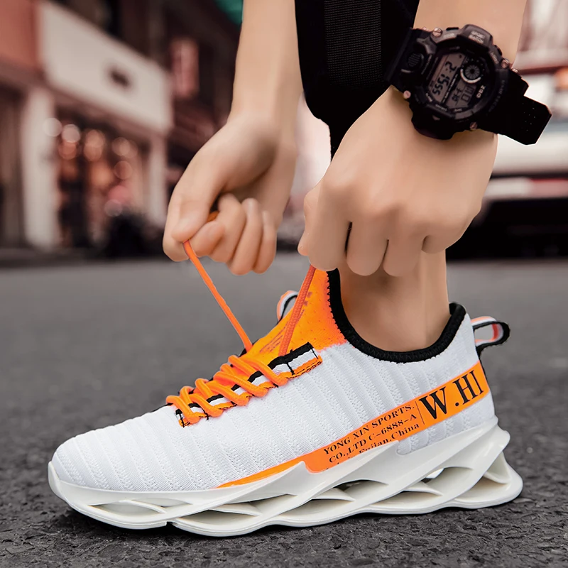 

Sport Shoes for Men Sneakers High Quality Blade Running Shoes Outdoor Fitness Cushioning Sneakers Male Shoes Flywire Size 39-46