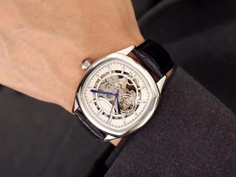

WG1057 Mens Watches Top Brand Runway Luxury European Design Automatic Mechanical Watch
