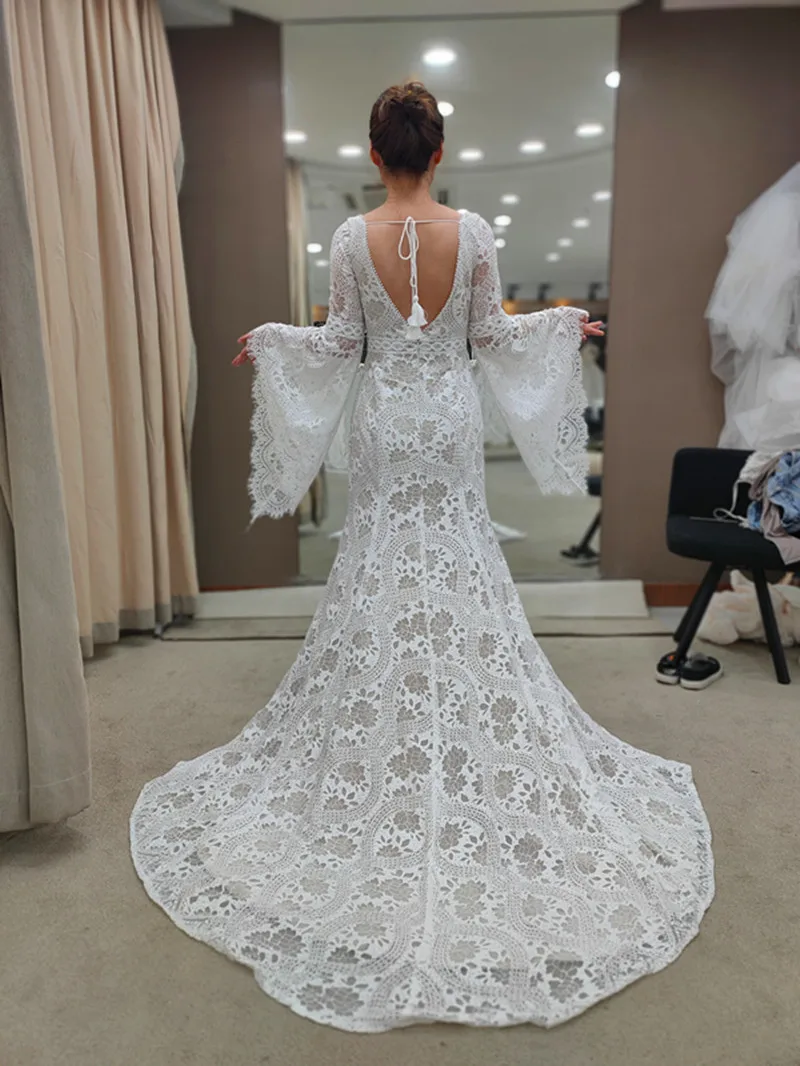 803#2021 New Design Long Lantern Sleeve Empire V-Neck Backless Small Train Beauty Backless Lace Boho Beach Wedding Dresses Women modest wedding dresses