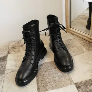 

MLJUESE 2021 women soft ankle boots cow leather lace up boots winter short plush round toe low heel women boots