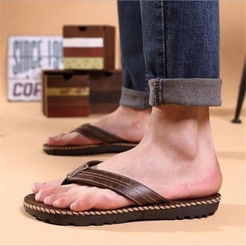 Men Flip Flops Summer British Wind Sandals Non-slip Thick Bottom Flat Heel Beach Shoes Casual Fashion Sideline Slippers