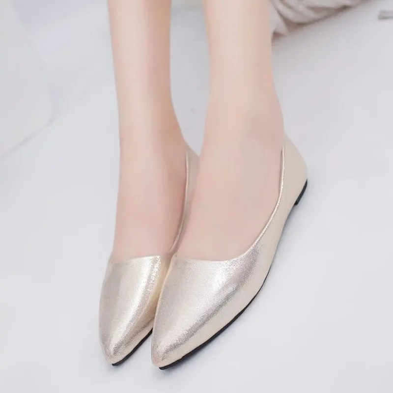 

2020 Spring New Soft PU Leather shoes Noble Elegent Woman Standard sizes Pointed toe Shallow mouth slip-on Ladies Loafer J15-03