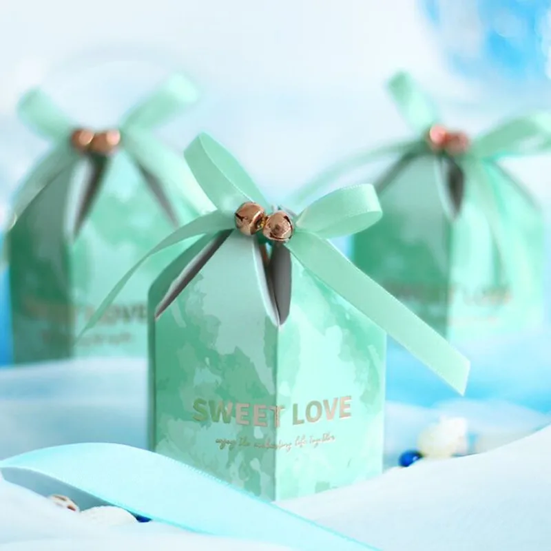 

New fashion 4x9.5cm Green hex candy box With ribbon and bell DIY gift boxes for wedding favors gifts Birthday Baby Shower boxes