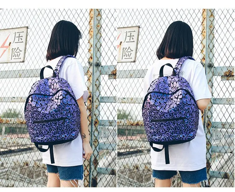 

Fashion Harajuku Street Shooting Trend Backpack Cool Leopard Discoloration Girlfriend Backpack Student Bag Travel Computer Bag