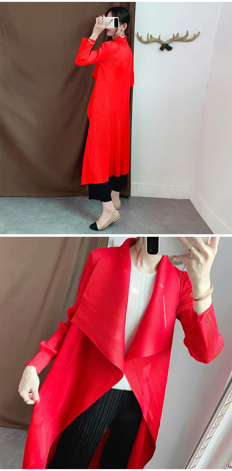 Miyake плиссированные Осенние новые модные темпераментные длинные плиссированные ветровки Женское пальто свободные большие размеры пальто