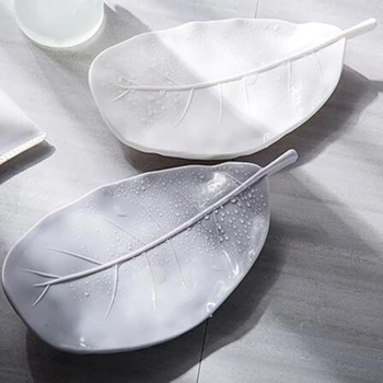 

Drain Soap Tray Leaf Shape Nordic Style Home Laundry Washing Face Soap Box Creative Portable Kitchen Toilet Drain Soap Tray