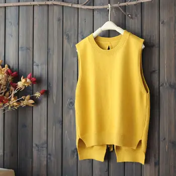 

Vest 2020 spring new women's vest beautiful sleeveless O-neck solid color back lace sleeveless knitted pullover knitted vest