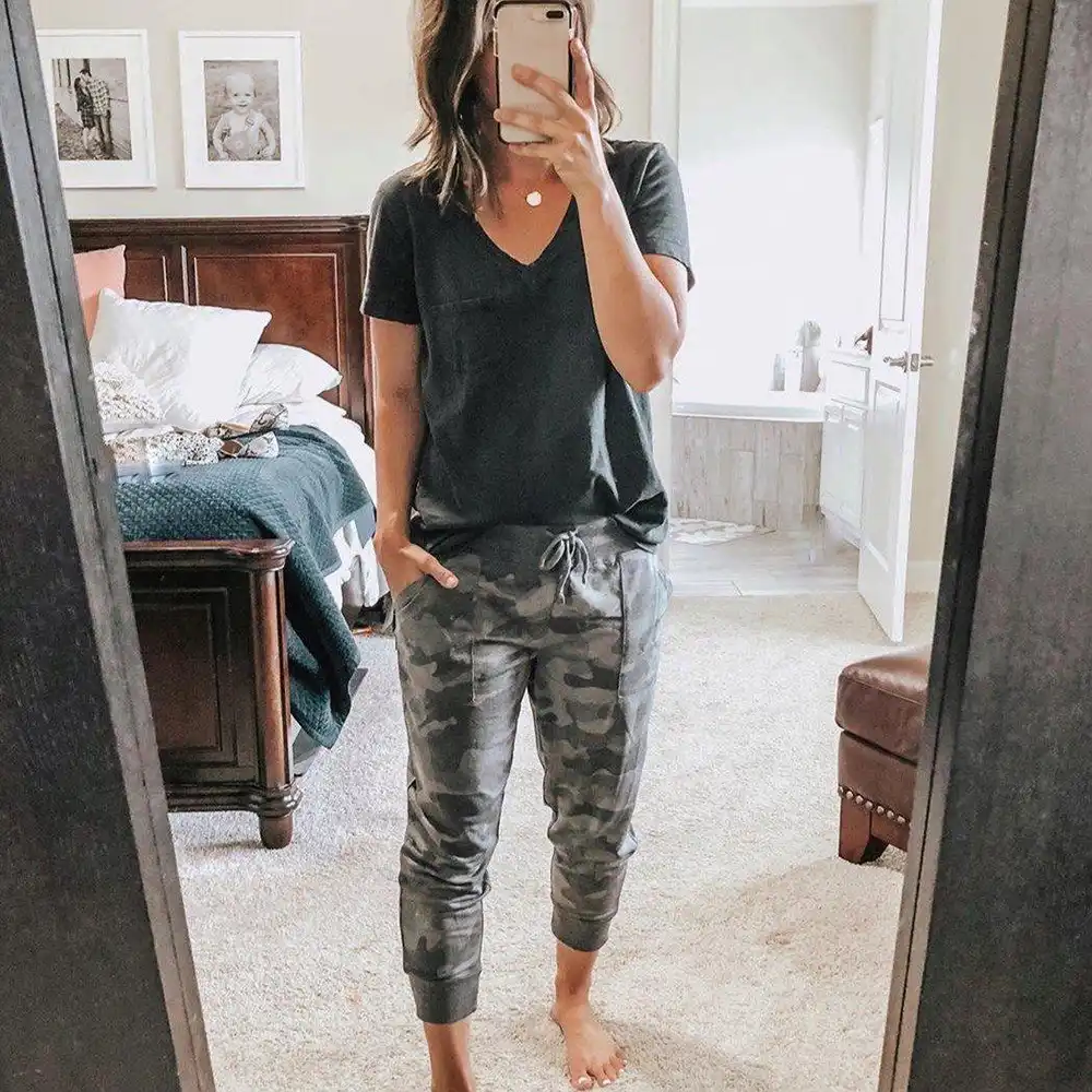 conjunto de roupas para senhoras