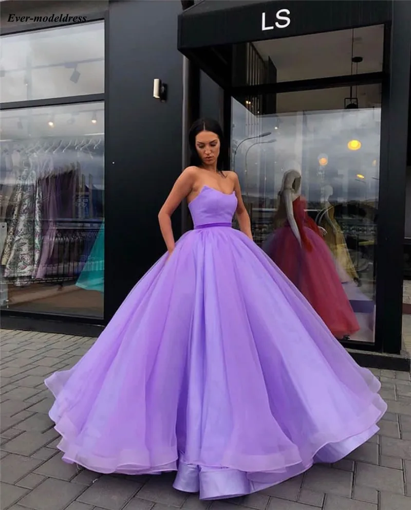 

Ball Gown Quinceanera Dresses 2020 Sweetheart Lace Up Floor Length Soft Tulle Sweet 16 Dress Prom Party Gowns Vestidos