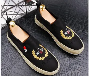 

2020 New Mens Fashion Casual Flats canvas Loafers Men's Designer Dress Shoes embroidery Loafers Men's Platform Driving Shoes