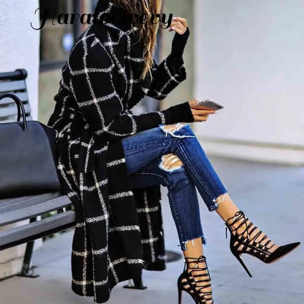 Kopen Vintage Zwarte Hooded Plaid Lange Trenchcoat Vrouwen Chic High Street Belted Windscherm Trench Lady Wollen Jas Winter