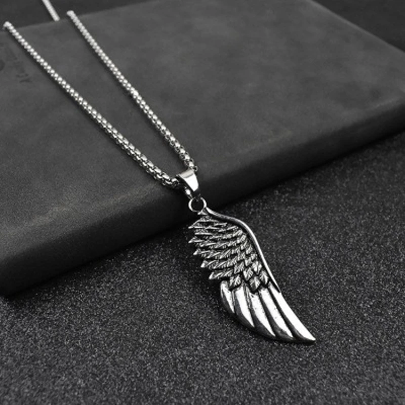 2021 Trendy Round Compass Pendant Men Necklace Box Chain Temperament Stainless Steel Necklace For Men Jewelry Gift 