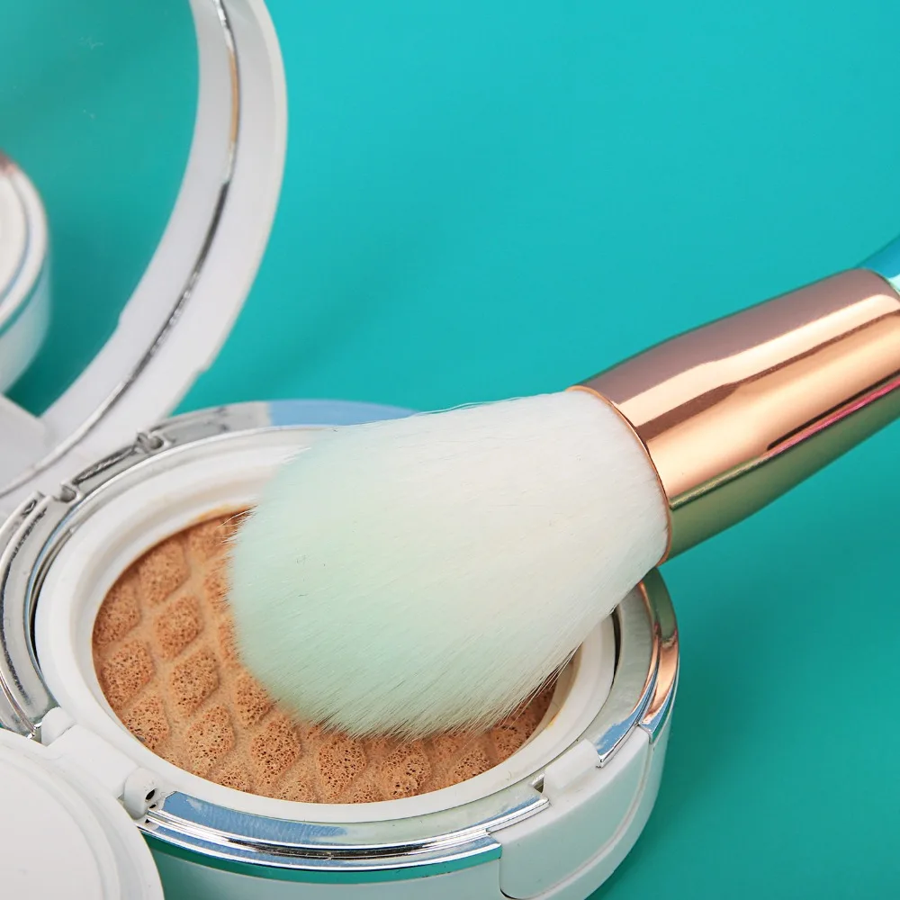 12917809369_1378244177