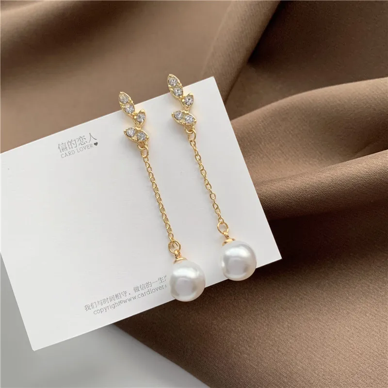 Старший модные чувство Малый серьги в виде листиков с отделкой кристаллами по