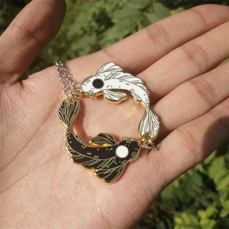 

Yin Yang Koi Fish Carp Fish Pendant Necklace Matching Lucky Couple Necklace Men Women Party Fashion Jewelry Gifts for lover