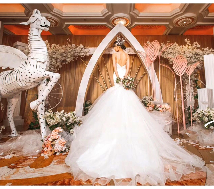 JAROWN New Wedding Props Iron Banana Tree Leaf Free Size Road Lead Wedding Stage Layout Background T Station Decoration  (9)