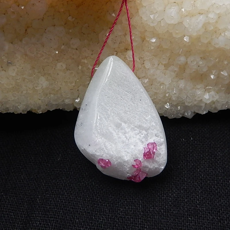 

Natural Stone Jewelry Drusy Geode Ruby Necklace Pendant 37x25x13mm 17.2g semiprecious stone Fashion Jewelry Pendant