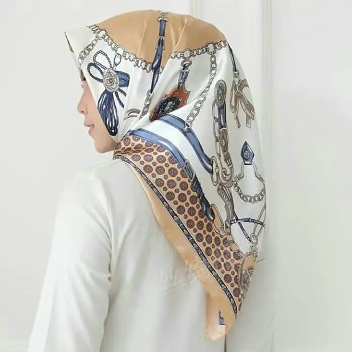 90*90 см мусульманский шелковый шарф Хиджаб Женский исламский головной платок Малайзия набивной платок femme musulman шарфы квадратные - Цвет: 3