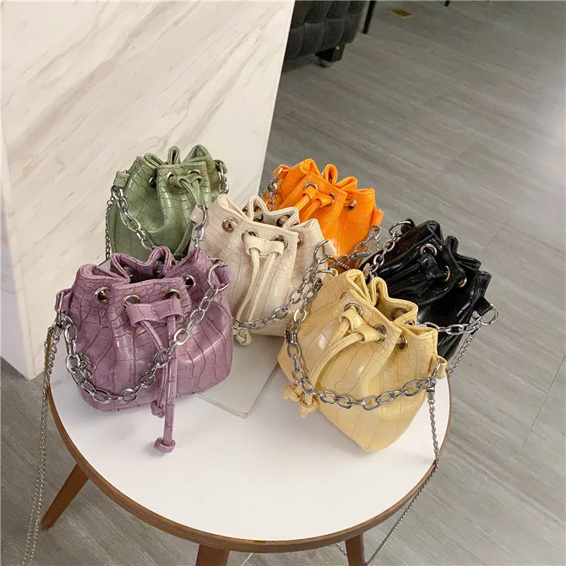 

Mini bag women's 2020 popular new fashion Korean crocodile pattern chain bucket hand bill shoulder messenger bag