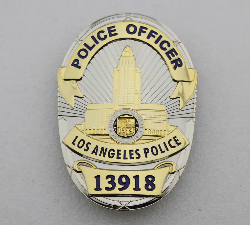 LAPD полицейский из Лос-Анжелеса полицейский 13918-Реплика ТВ/фильм опорный значок обратно с зажимом для ремня кожаный держатель и ожерелье - Цвет: badge