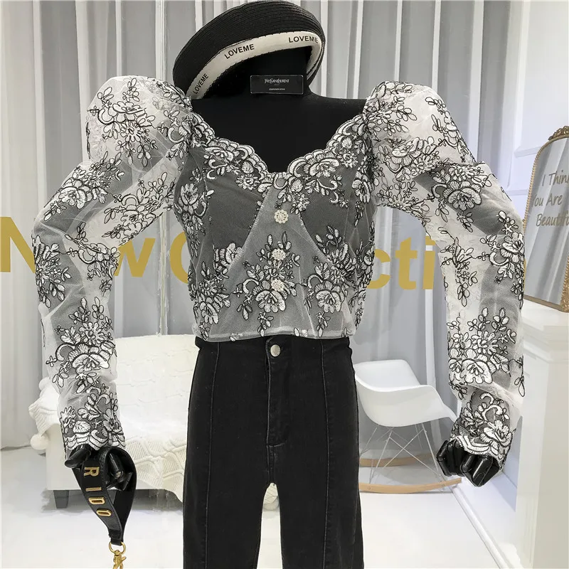 Прозрачные женские рубашки корейская модная одежда Twotwinstyle вышивка цветочный v-образный вырез с пышными рукавами винтажные женские блузки