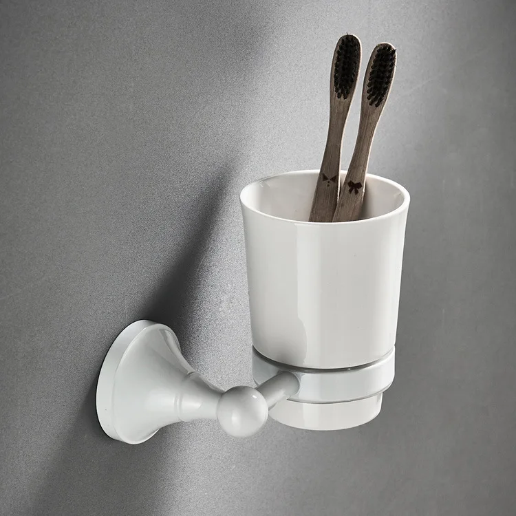 Copper Material White Sanitary Ware Hardware Accessories Baked White Paint dan bei jia Toilet Ceramic Mouthwash Cup Can Be a Gen