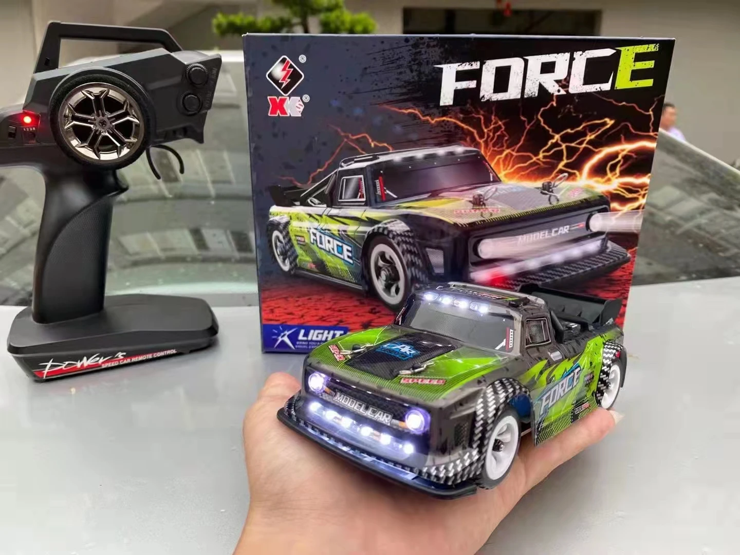

WLtoys 284131 2.4G Racing RC Car 30 KM/H Metal Chassis 4WD Electric High Speed Off-Road Drift Remote Control Toys