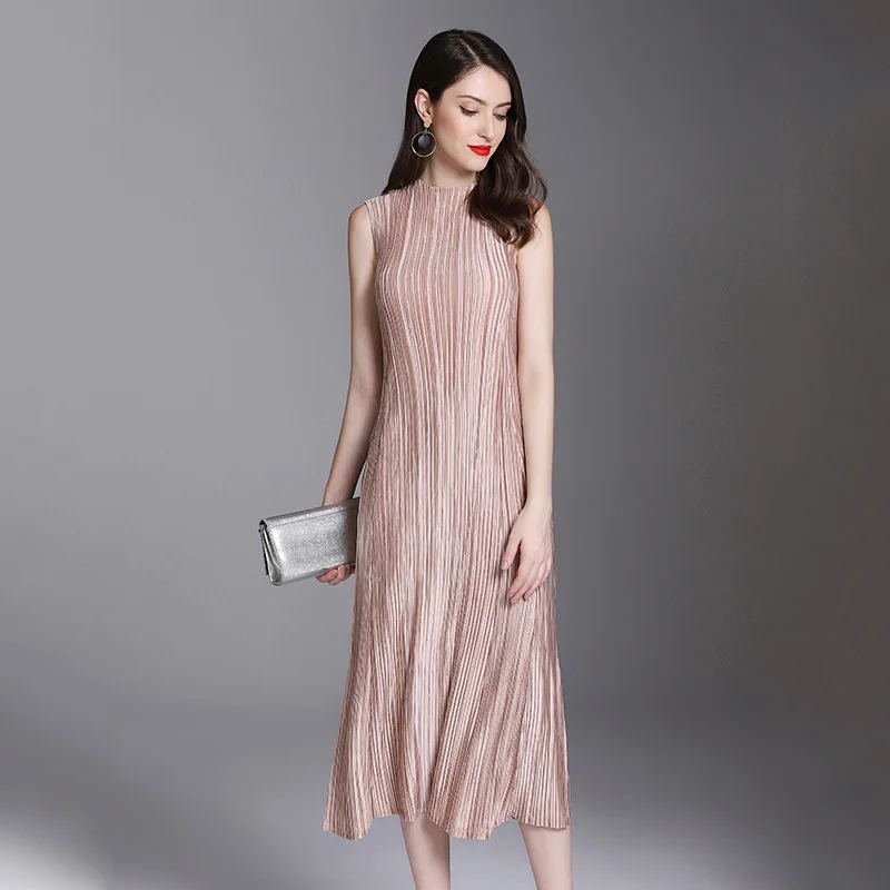

Autumn Clothing New Style Miyake Still Pleated Fashion WOMEN'S Dress Crew Neck Sleeveless Dress Metal Textured Elegant Dress