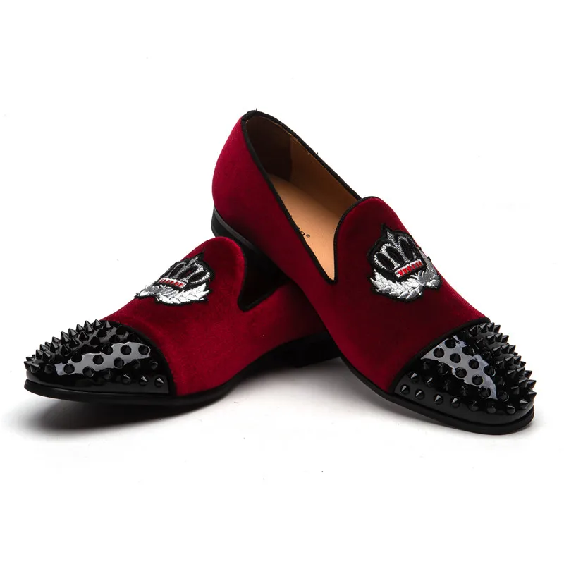 embroidered velvet shoes