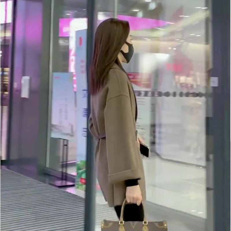 여성 모직 블랜드 코트 솔리드 새시 우아한 Femme 영국 스타일 모직 아웃웨어 노치 패션 디자인 레트로 헵번 모든 경기
