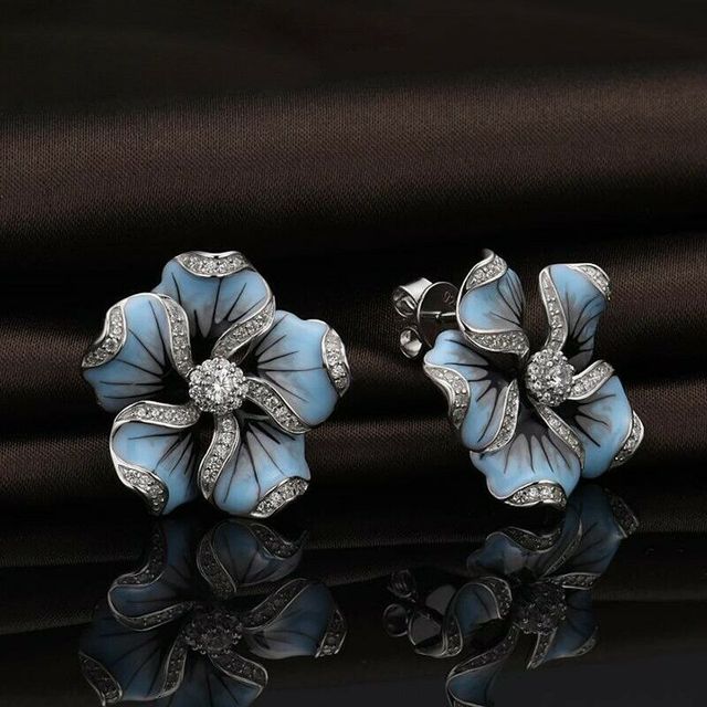 Korea Sweet Cute Flower Crystal Temperament Geometric Shiny Zircon Earrings Statement Earrings for Women Girl Pendientes
