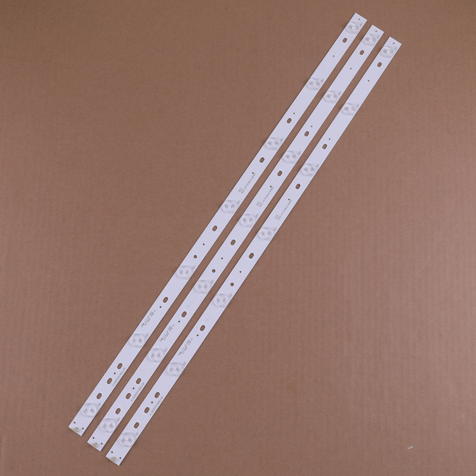 Новый комплект 3 шт 7 светодиодный 608 мм для LBM320P0701 FC 2 32PFK4309 TPV TPT315B5 32PHS5301 LB F3528 GJX320307