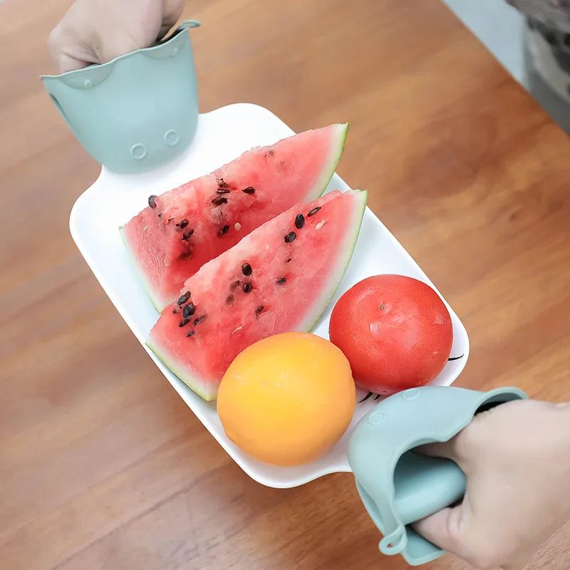 Cartoon Silicone Gloves Anti-scalding Oven Heat Resistant Tray Pot Dish Bowl Kitchen BBQ Holder Mitts Clip silicone oven mitts kitchen gloves silicone oven gloves silicone oven protector