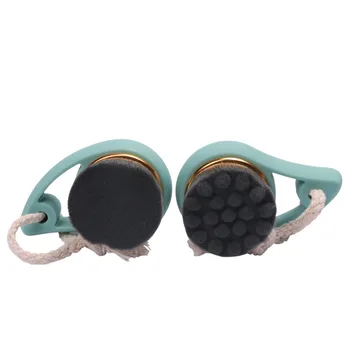 

Bamboo Charcoal Cleaning Brush Manual Cleaning of Pores to Blackhead Oil Face Cleaning Brush Makeup Removal Comma Brush CC74