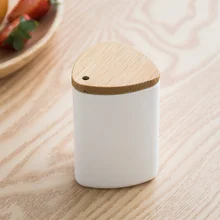 Plastic Toothpick Holder with Bamboo Lid Popular Toothpick Dispenser Kitchen Gadgets Toothpicks Dispenser for Home Restaurant