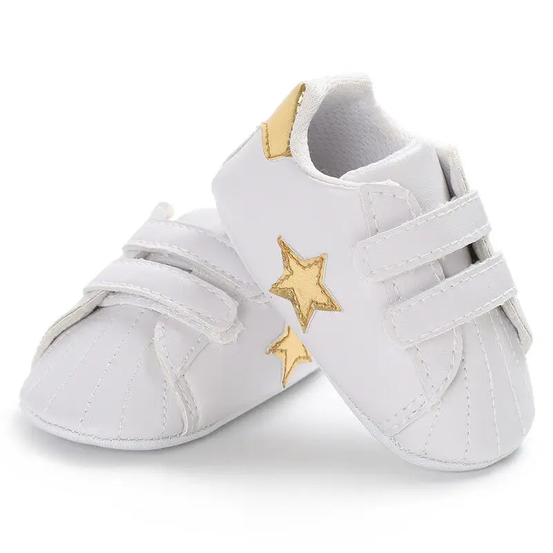 Новинка г.; Брендовая обувь для новорожденных мальчиков и девочек с мягкой подошвой кожаные туфли для кроватки; модные кроссовки; обувь для малышей 0-18 месяцев - Цвет: Золотой