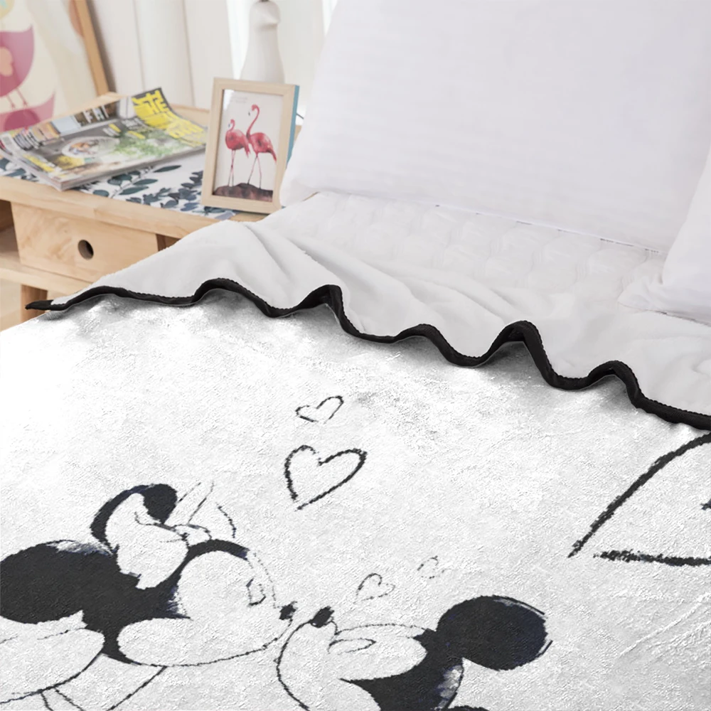 Disney Mickey and Minne mouse Blanket cartoon kiss love heart Plush Throw for Kids Sofa Bed Blankets