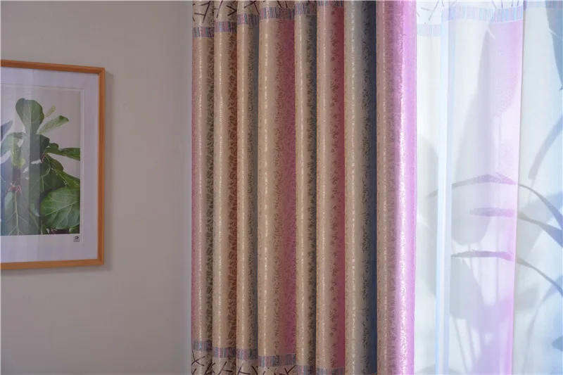 8889159024_1253139405