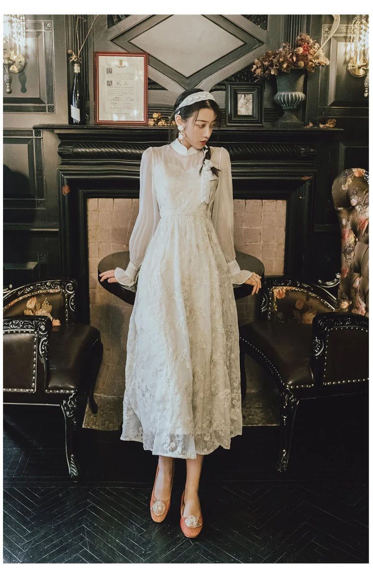 Autumn Party Dress Women Clothes French Vintage Elegant Long Sleeved Winter Women Dress Lace Floral Pattern Romantic White Dress