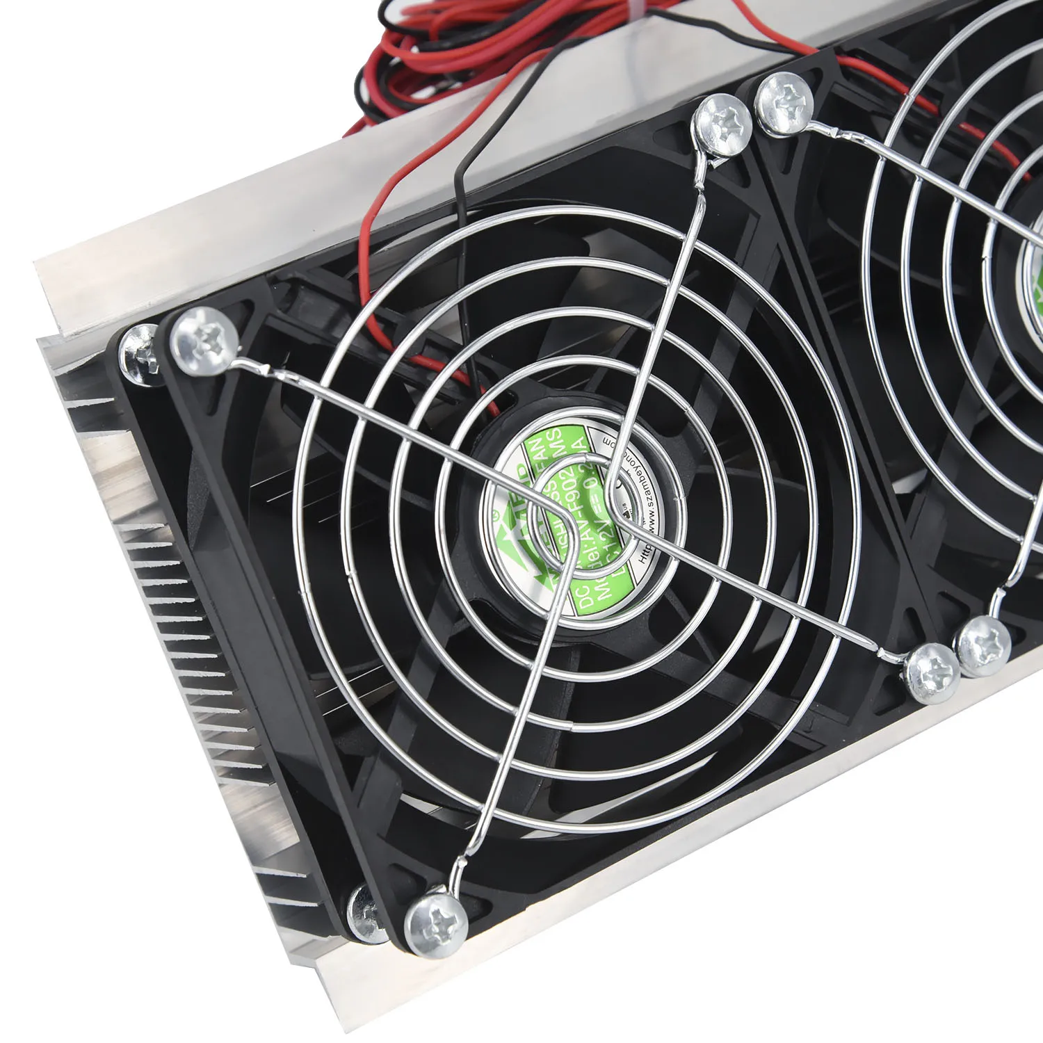 

Tri-core Thermoelectric Peltier Refrigeration Air Cooling Cooler System Heaksink Home Hotel Supplies