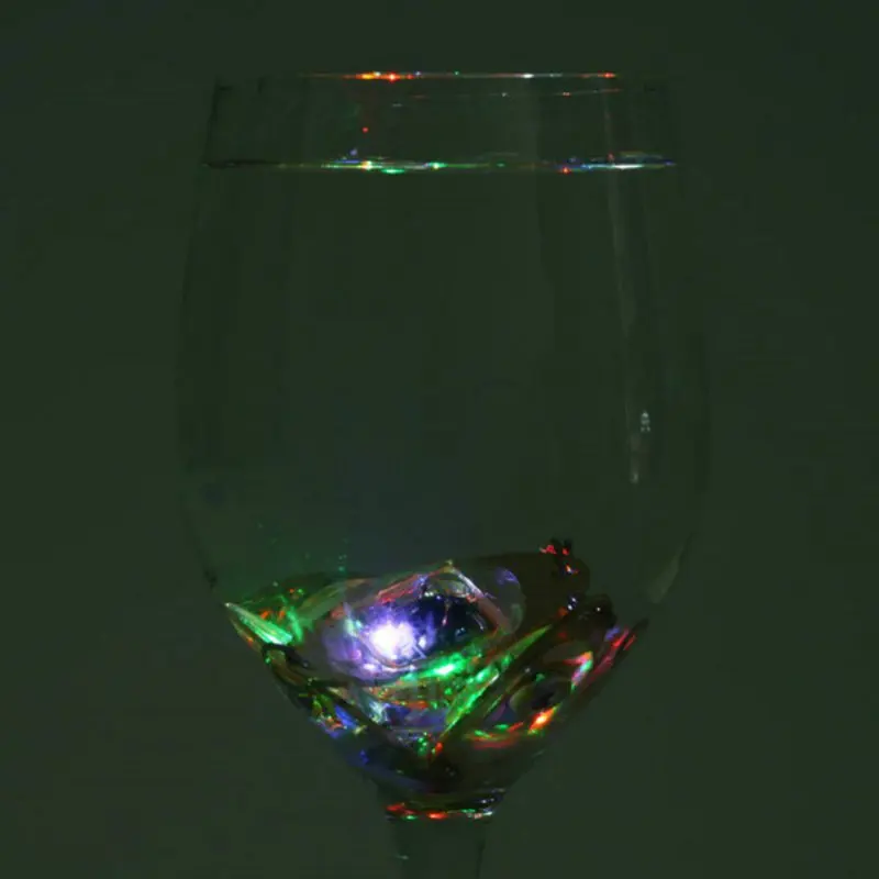 1 pcs Fish finder Flash Lamp Fish Lure Light 6 cm/2.4 inch LED Deep Drop Underwater Eye Shape Fishing Squid