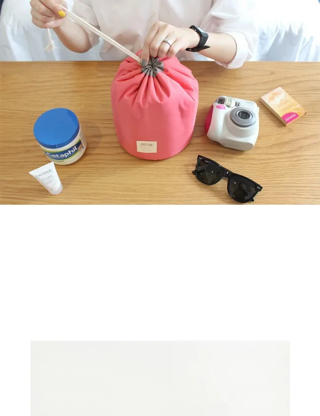 New Beautician Barrel Shaped Travel Cosmetic Bag Nylon High Capacity Drawstring Drum Wash Bags Makeup Organizer Storage
