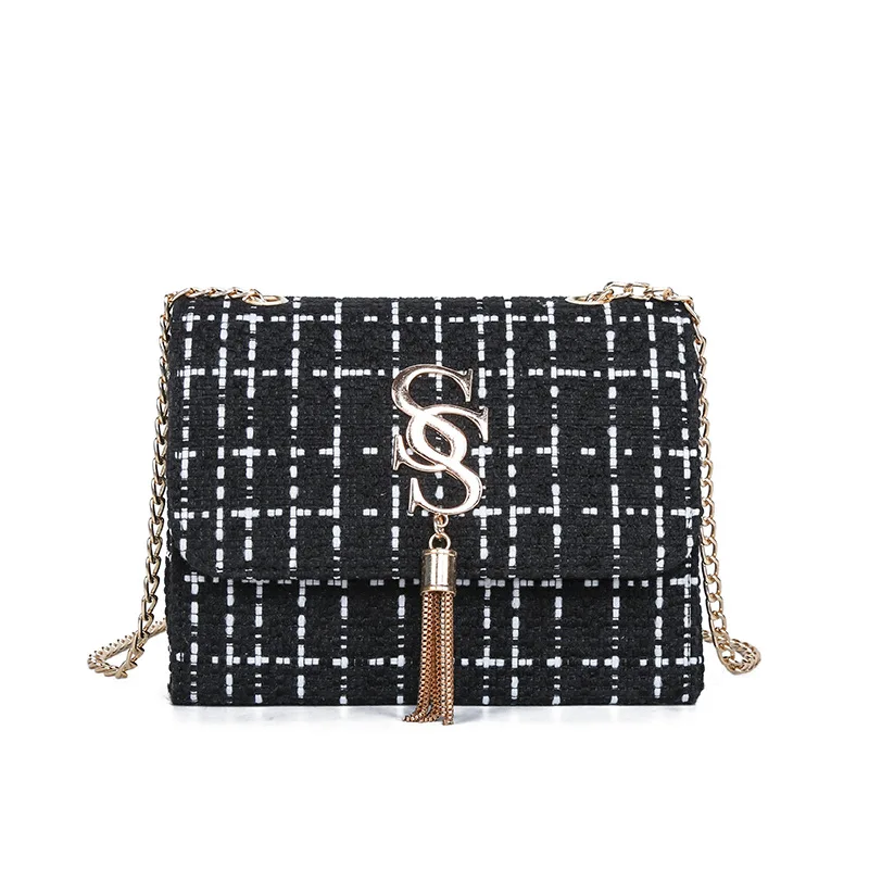 

LISM 2019 autumn and winter woolen women bag temperament one-shoulder messenger chain bag lock tassel small square bag