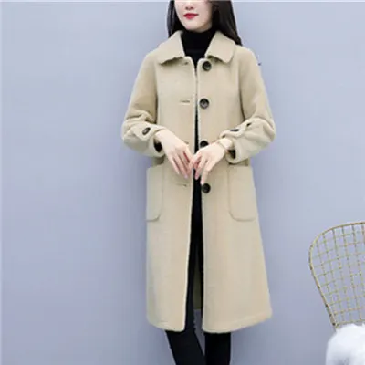New Lamb Wool Fur Coat Women Winter Fashion Warm Medium-long Loose Lamb coat Faux - Цвет: as picture shows