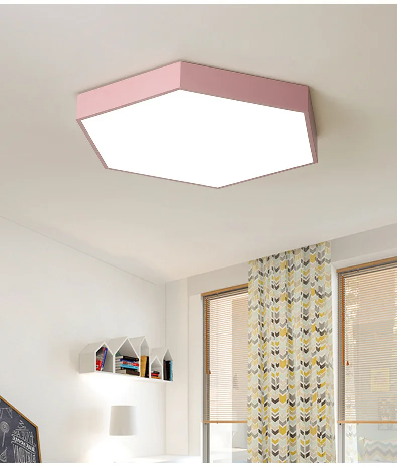 8667670304_856379118