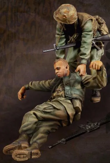 

1/35 Resin Model Building Kit Figure U.S. Fallen Comrade ( 2 figures )