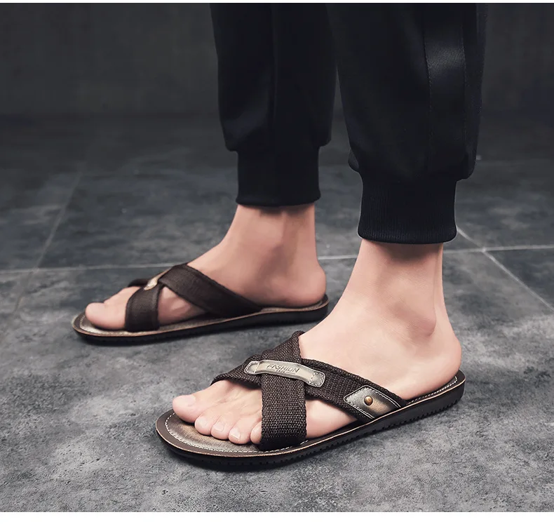 14280234145_2110726694