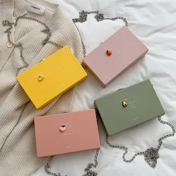 

Net red ocean girl small bag 2020 new Korean version of the wild messenger bag ins chain box small square bag