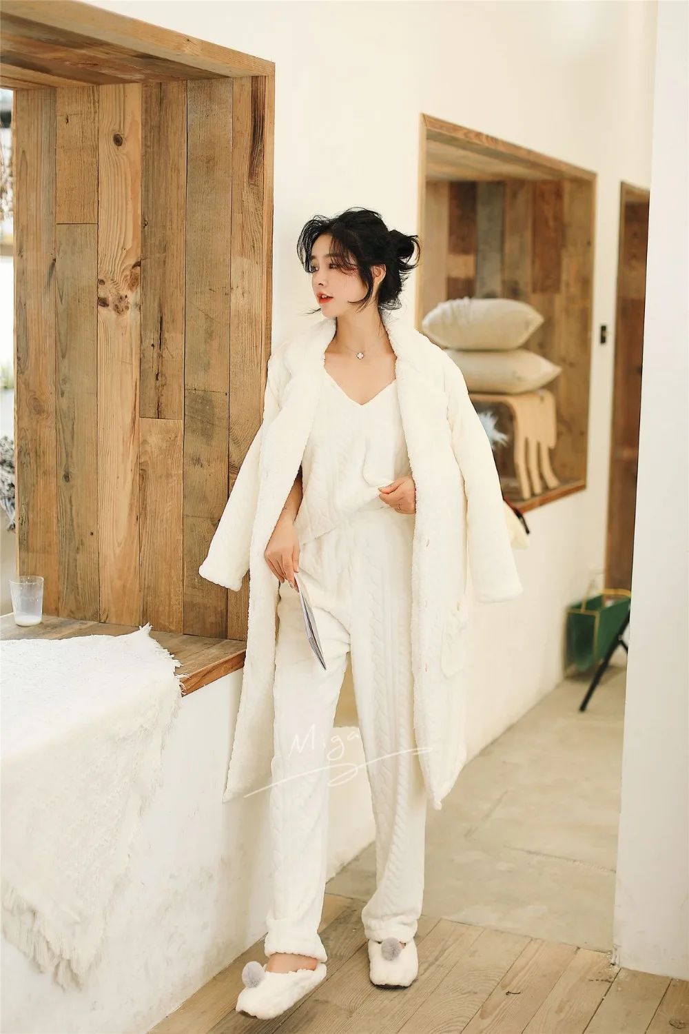 9609410124_1593802422