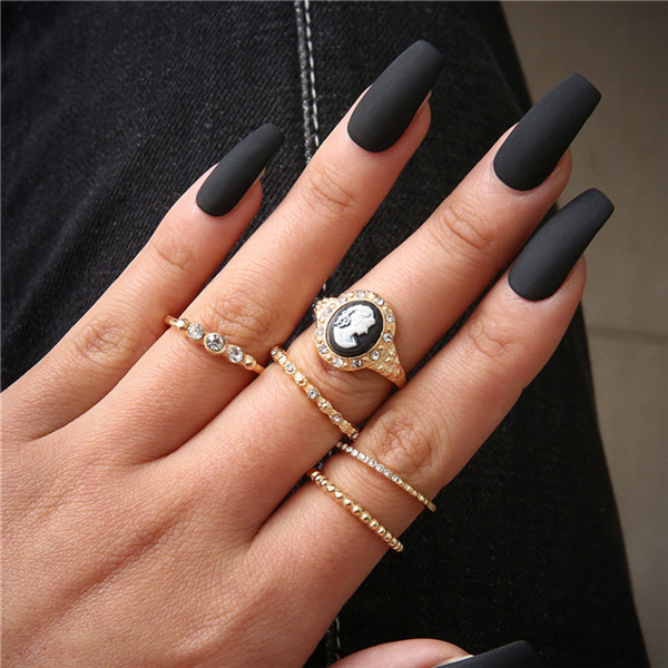 Bohemian Gold Vintage Rings Snake Heart Crystal Ring Set Women Charm Joint Ring Party Wedding Fashion Jewelry Gifts